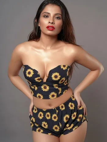 full night Goa call girls